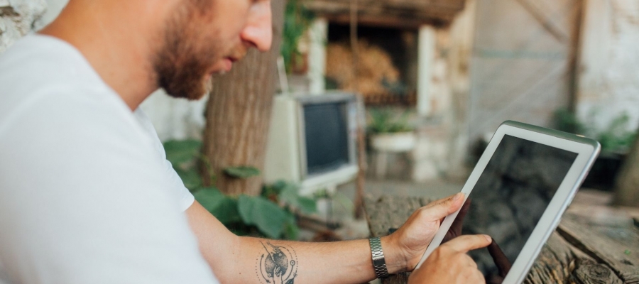 Sponsorisation sur les r&eacute;seaux sociaux : la solution face &agrave; la baisse de la port&eacute;e organique ?