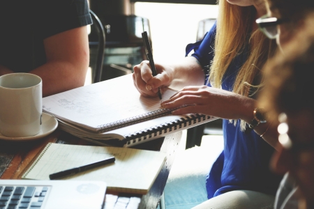 Pourquoi cr&eacute;er votre site internet avec une agence web ?