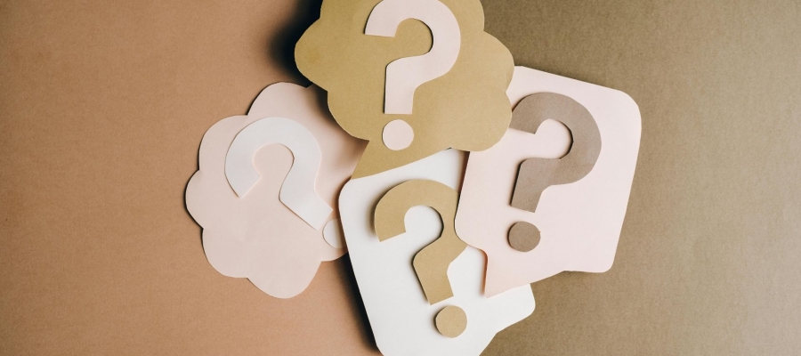 La FAQ : pourquoi il vous en faut une pour ChatGPT ?