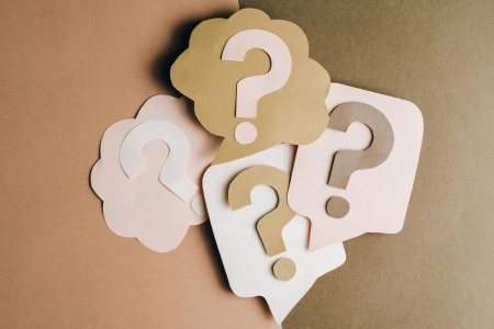 La FAQ : pourquoi il vous en faut une pour ChatGPT ?