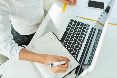 Comment cr&eacute;er un calendrier &eacute;ditorial pour vos contenus 2026 ?