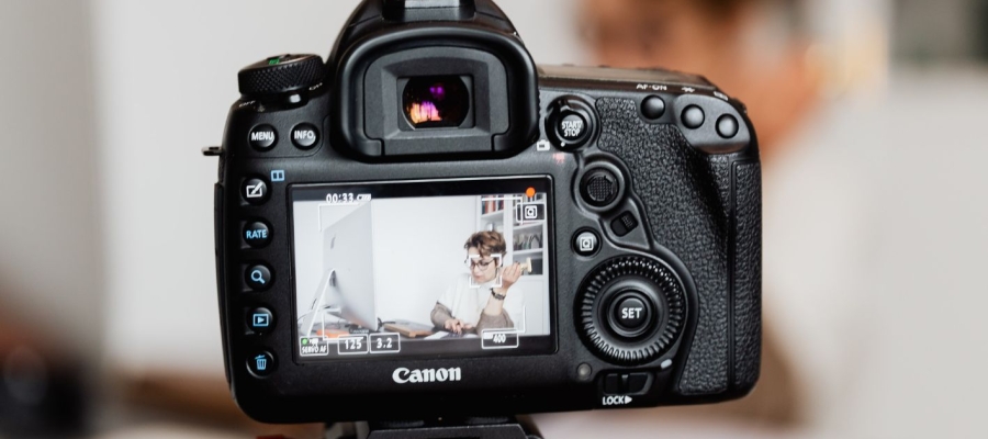 Comment cr&eacute;er un contenu r&eacute;seaux sociaux qui capte et convertit votre audience ?